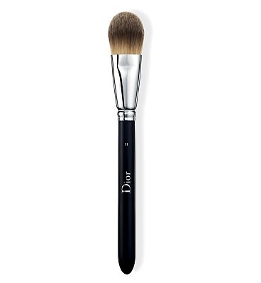 DIOR Backstage Light Coverage Fluid Foundation Brush N°11