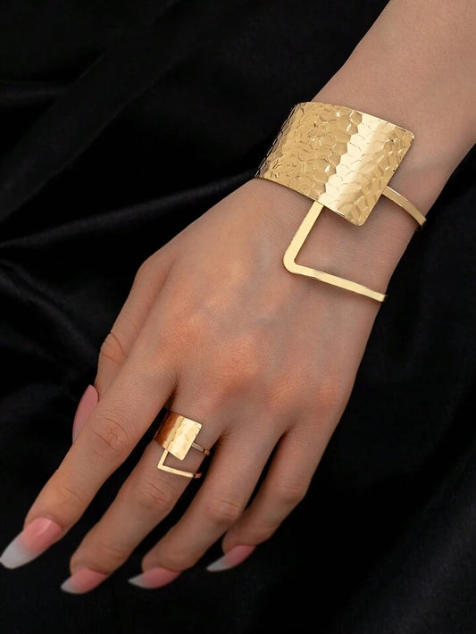 1pc Charming Geometric Bangle + 1pc Charming Geometric Ring